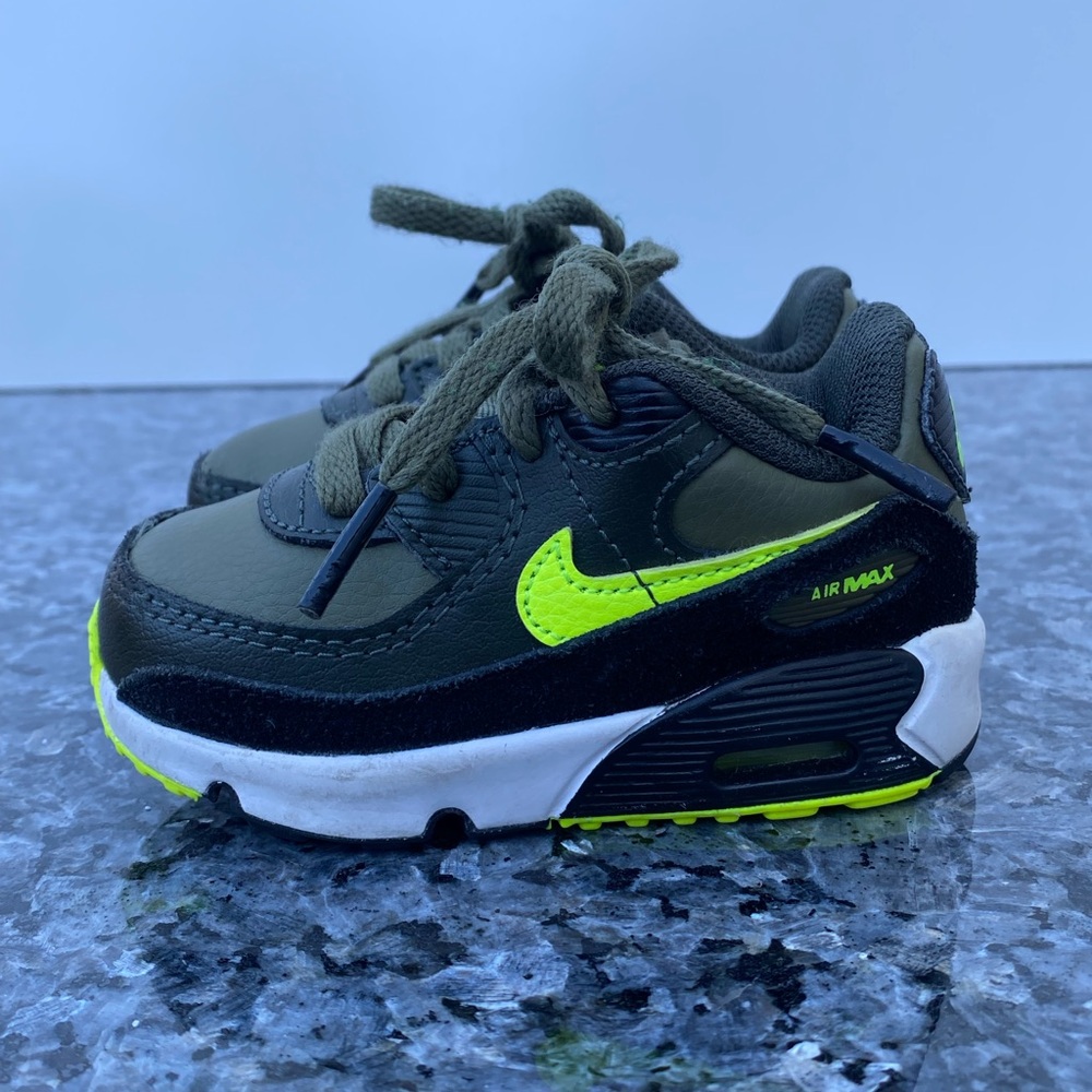 Toddler's Nike Air Max 90 LTR Medium Olive/Volt-Black (DV3609 200) Size 5C. - Picture 2 of 8